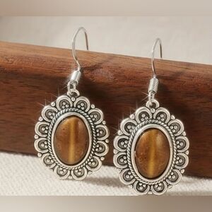 ♥️ D 5 / $20 Elegant Silver and Brown Filgree Earrings